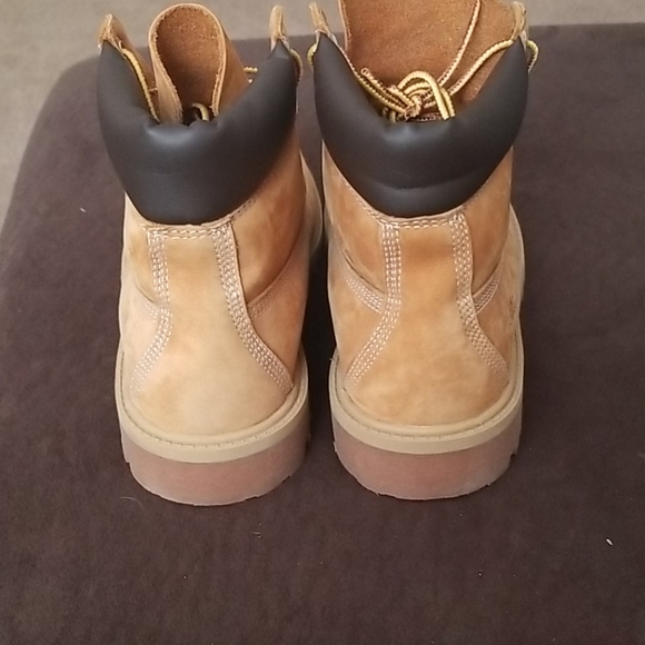 Timberland 6 inch wheat boot size 5 - Picture 4 of 5